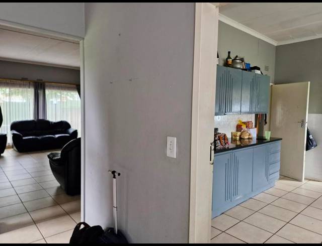 3 BEDROOM HOUSE FOR SALE IN BONAERO PARK